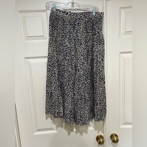 Sugar + Lips Pleated Animal Print MIDI Modest Work Business Casual‎ Skirt Sz M
